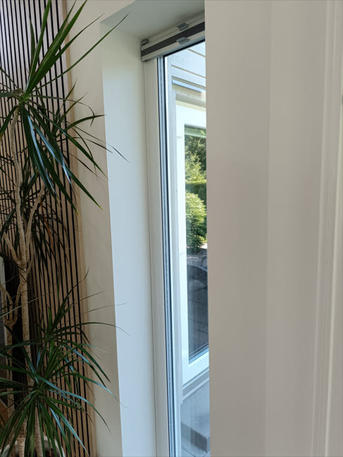 Fast fönster i uPVC