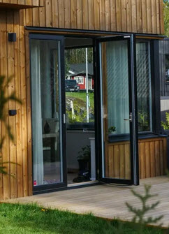 Parfönsterdörr i aluminium 