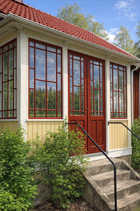 Kulturfönster i röd kulör