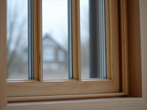 Träfönster i massiv furu