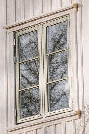 Fönster i kärnvirke